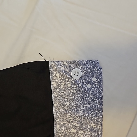 Green And Black Tunic Size 2XL - Picture 8 of 9